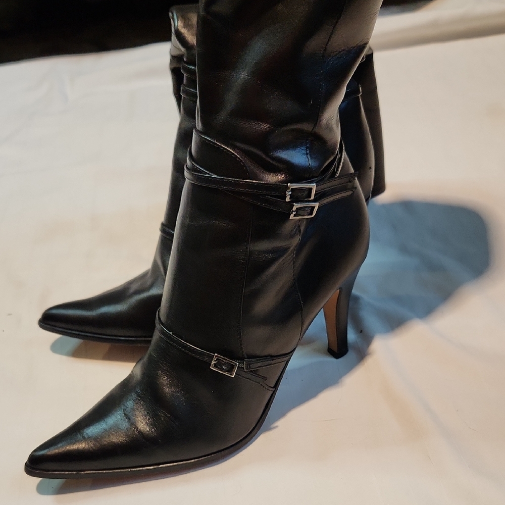 Faconnable Black Leather Pointed-Toe High-Heel Boots with Buckle Straps Italy